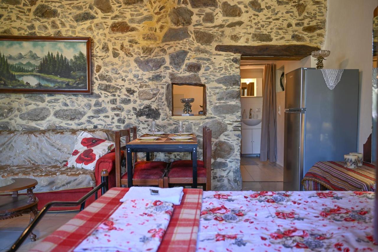 Stone House For Relaxation In Elos Kíssamos Exterior foto